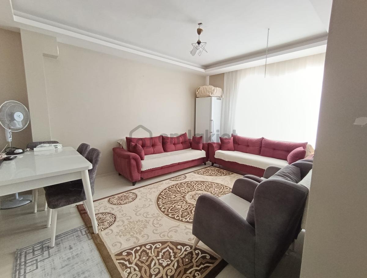 Hıdırağada Temiz Kullanışlı Satılık 2+1 Daire