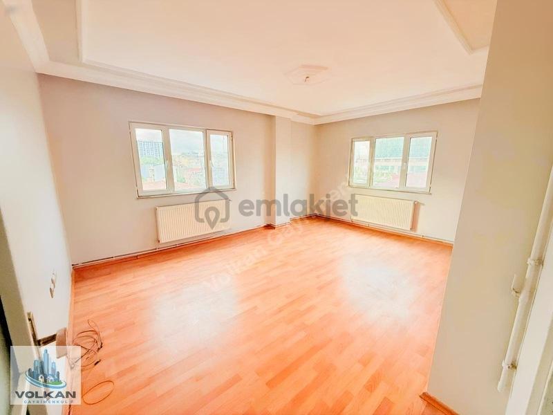 Uğurmumcu Mah. 2 + 1 90 Metre² Kiralık Asansörlü 4. Kat Daire