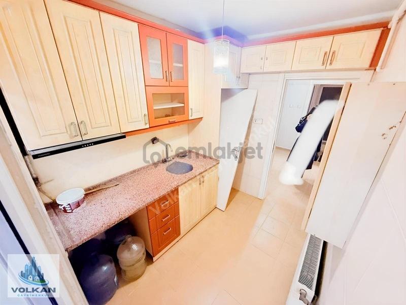 Uğurmumcu Mah. 2 + 1 90 Metre² Kiralık Asansörlü 4. Kat Daire - 6