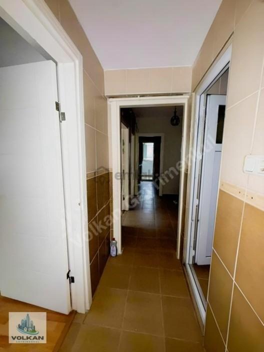 Uğurmumcu Mah. 2 + 1 90 Metre² Kiralık Asansörlü 4. Kat Daire - 33