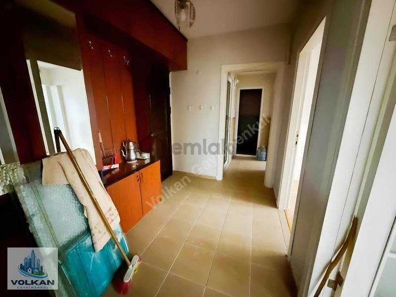 Uğurmumcu Mah. 2 + 1 90 Metre² Kiralık Asansörlü 4. Kat Daire - 16