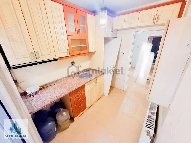 Uğurmumcu Mah. 2 + 1 90 Metre² Kiralık Asansörlü 4. Kat Daire - 4