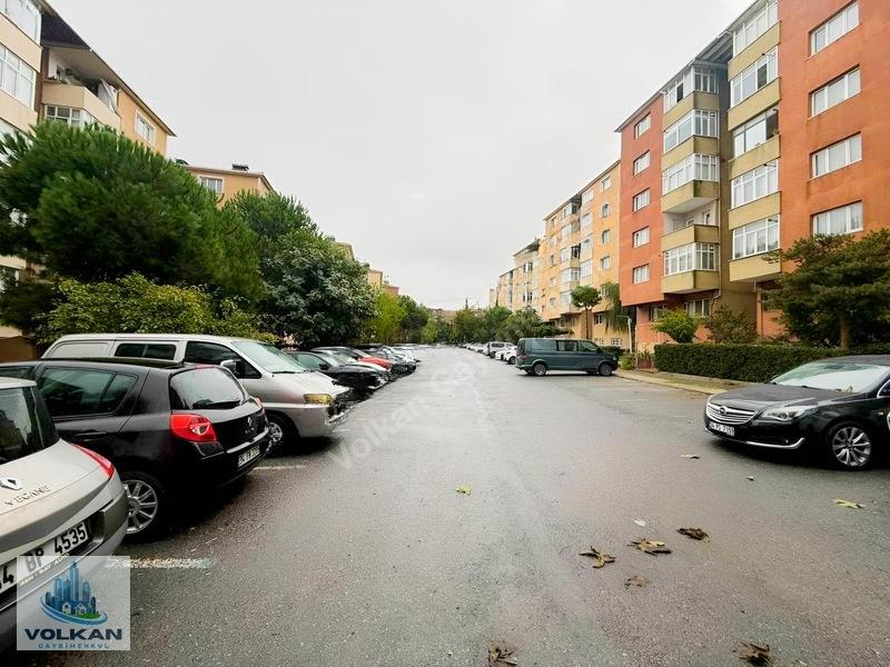 Uğurmumcu Mah. 2 + 1 90 Metre² Kiralık Asansörlü 4. Kat Daire - 27