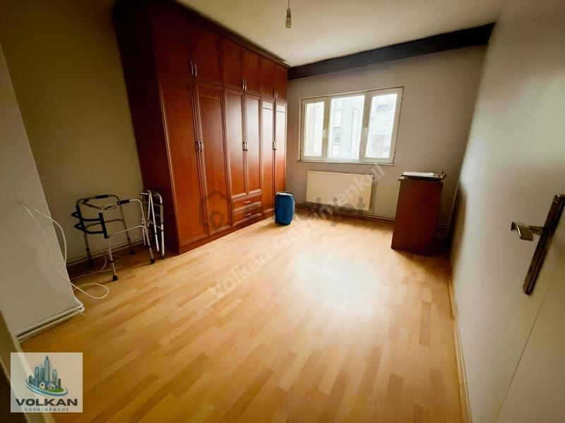 Uğurmumcu Mah. 2 + 1 90 Metre² Kiralık Asansörlü 4. Kat Daire - 26