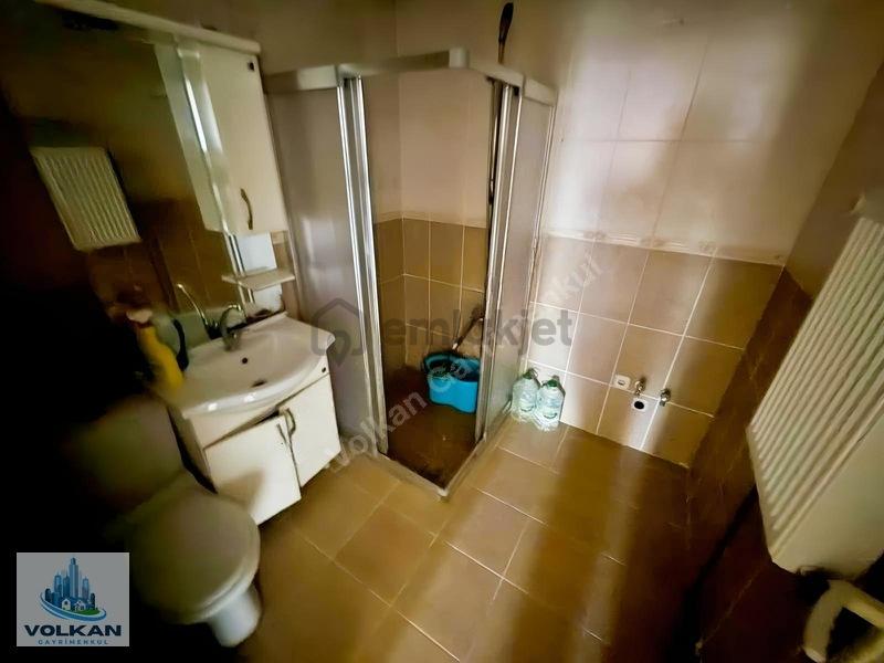 Uğurmumcu Mah. 2 + 1 90 Metre² Kiralık Asansörlü 4. Kat Daire - 23