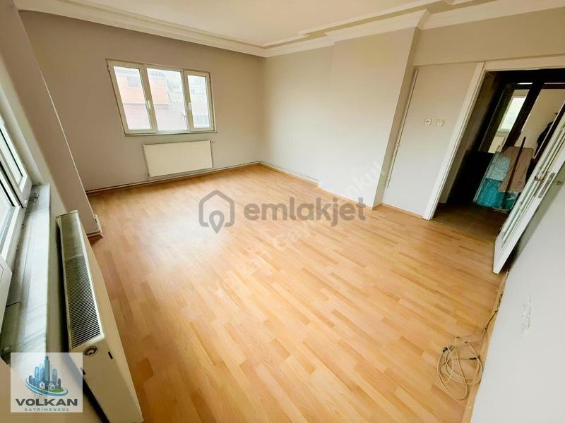 Uğurmumcu Mah. 2 + 1 90 Metre² Kiralık Asansörlü 4. Kat Daire - 7