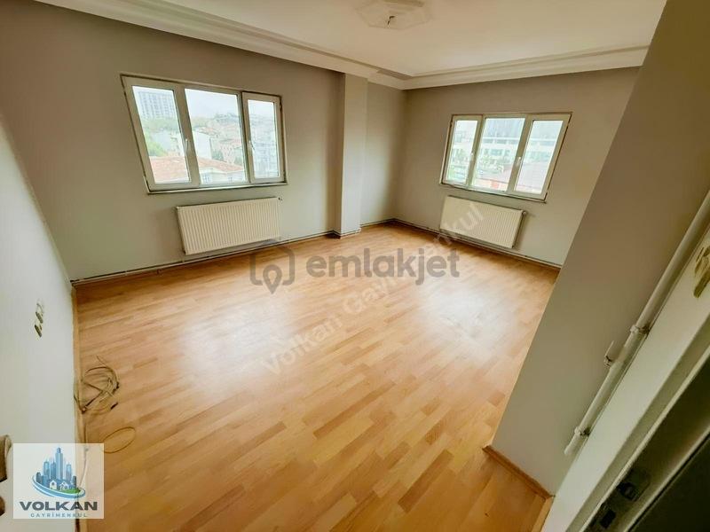 Uğurmumcu Mah. 2 + 1 90 Metre² Kiralık Asansörlü 4. Kat Daire - 10