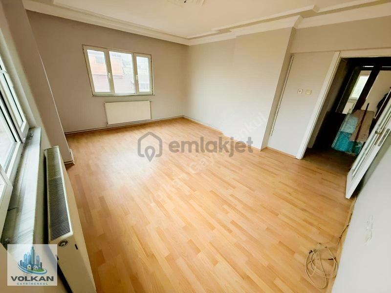 Uğurmumcu Mah. 2 + 1 90 Metre² Kiralık Asansörlü 4. Kat Daire - 8