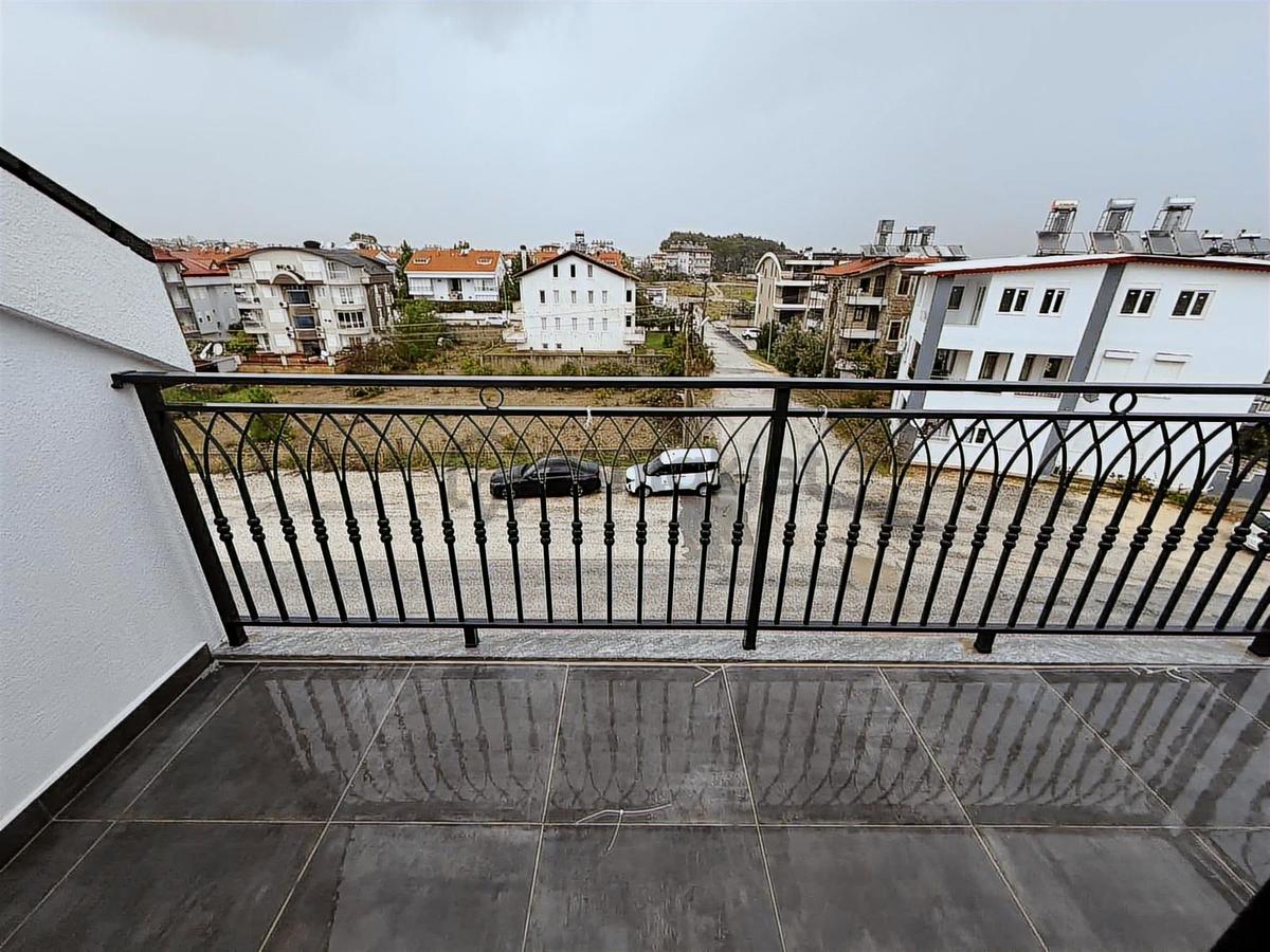 Denize Yakın Sidede Havuzlu Sitede Lüks 3+1 Dubleks - 14
