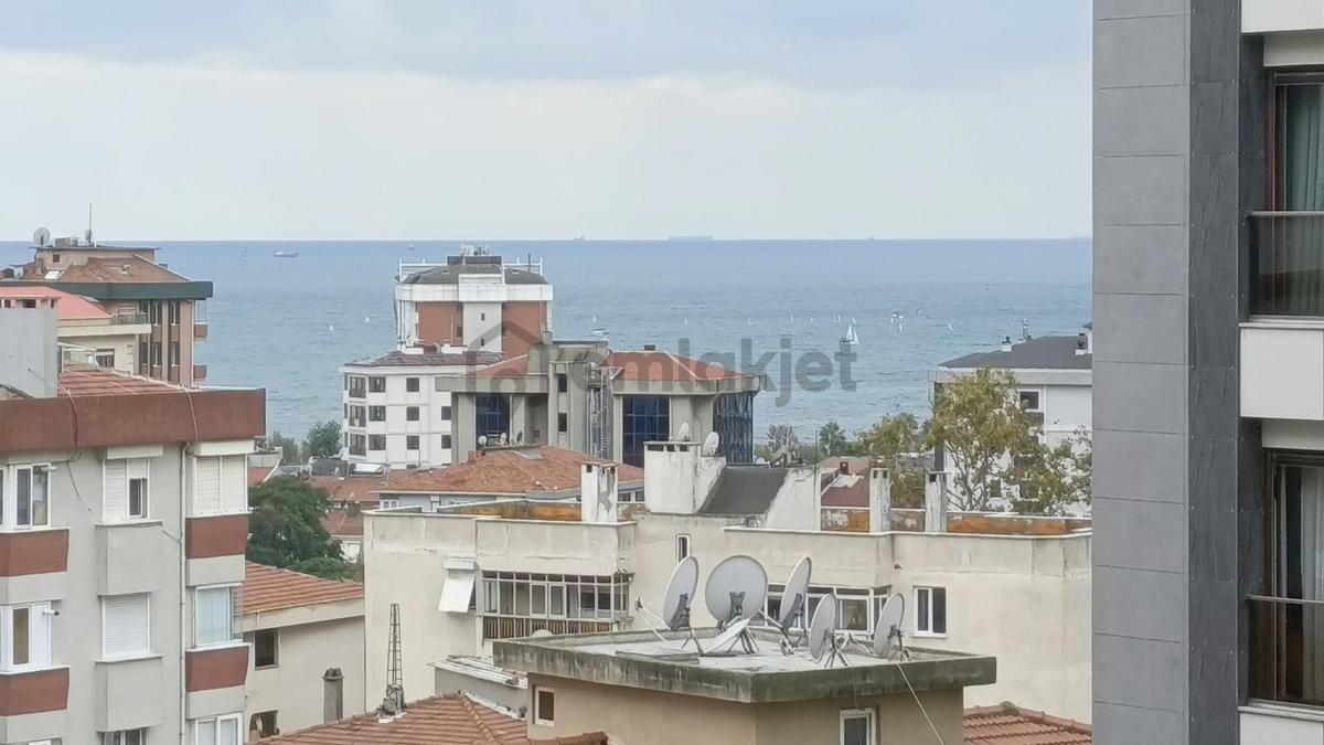 Site Tarzı,butik Apartmanda Yeni Binada,kısmi Deniz Manzaralıdır