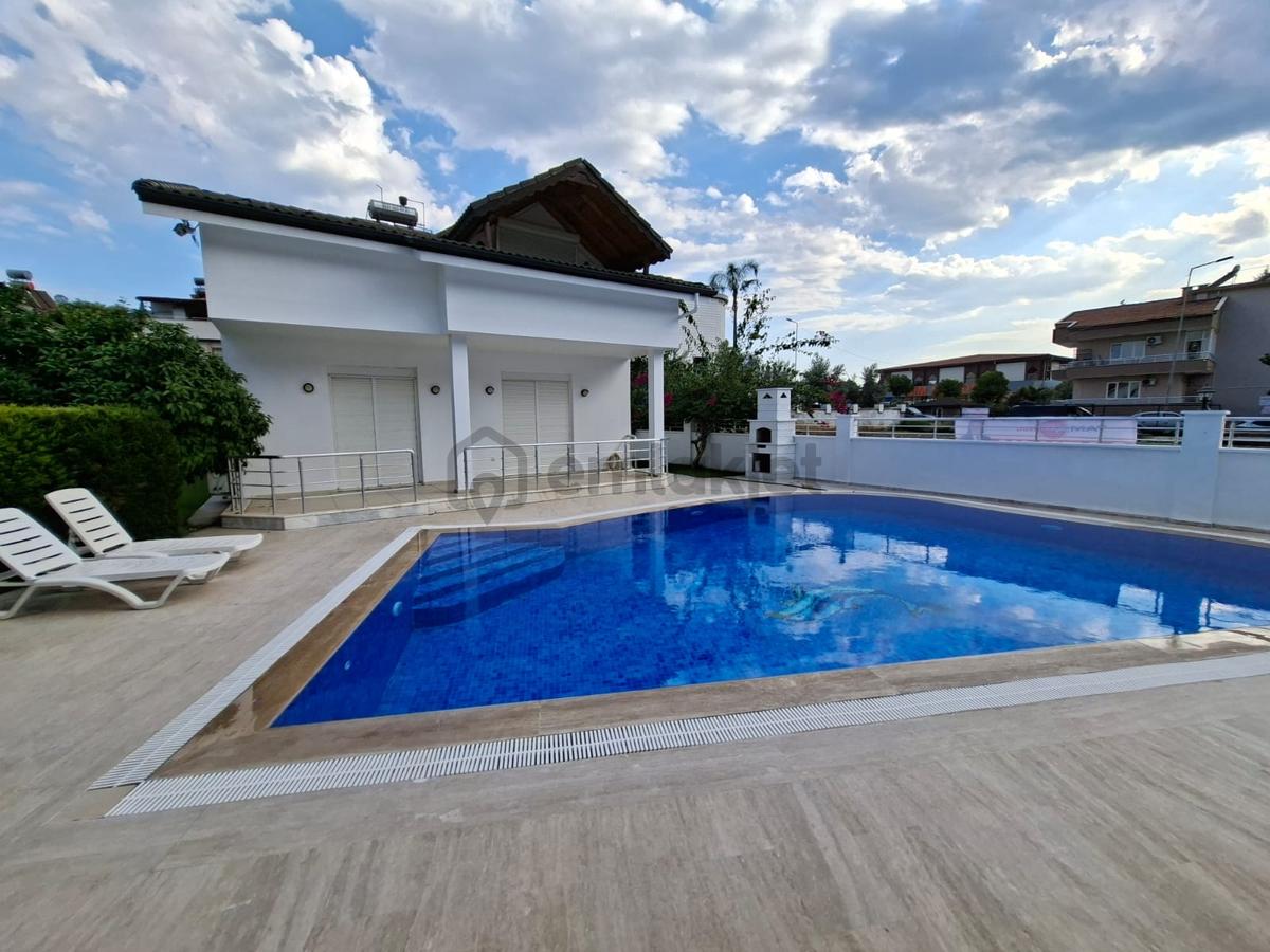Lütfü Armağan'dan Kemer Yeni Mah Satılık Villa - 9
