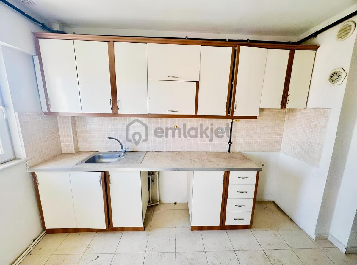 Nazilli Yıldıztepede Asansörlü Doğalgazlı 3+1 Daire - 26