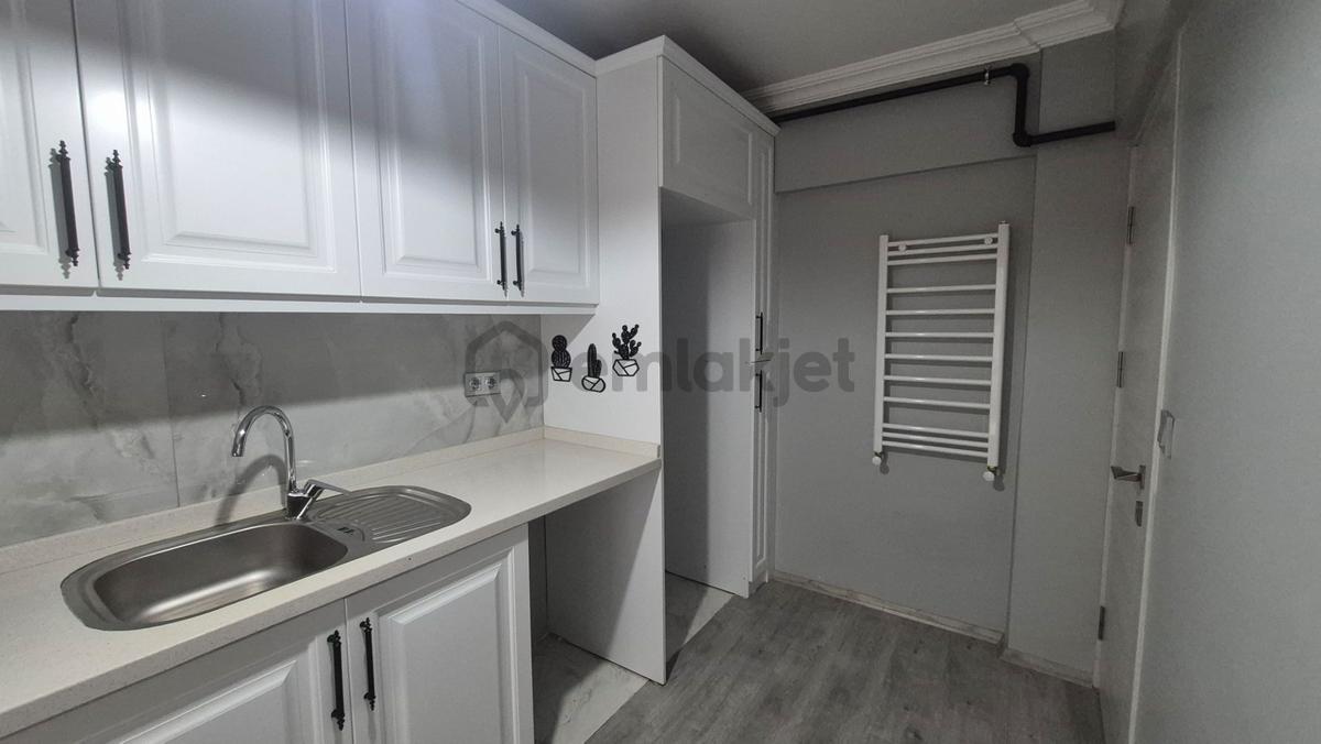 Lüks,bakımlı 2+1 Daire,ara Kat,doğalgazlı - 11