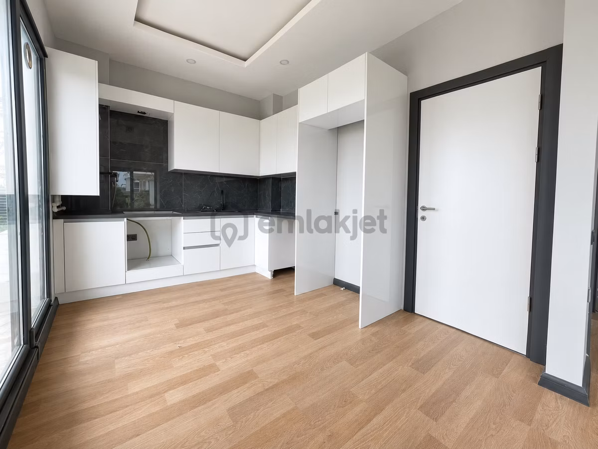 Celaliye Kardelen Life Sitesi'nde Satılık Villa - 9