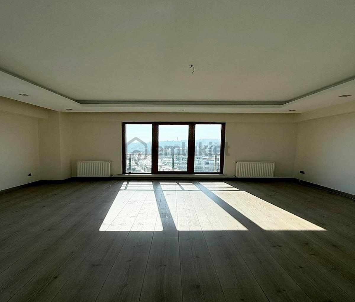 Güzelyurt Mahallesinde Site İçerisinde 2+1 Kiralık Daire - 18