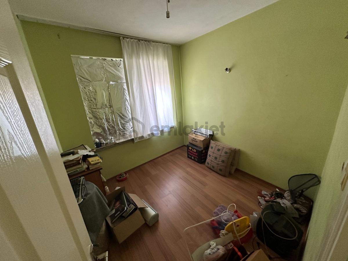 Nazilli Hürriyet Caddesinde Komple Satılık Bina + Dükkan - 19