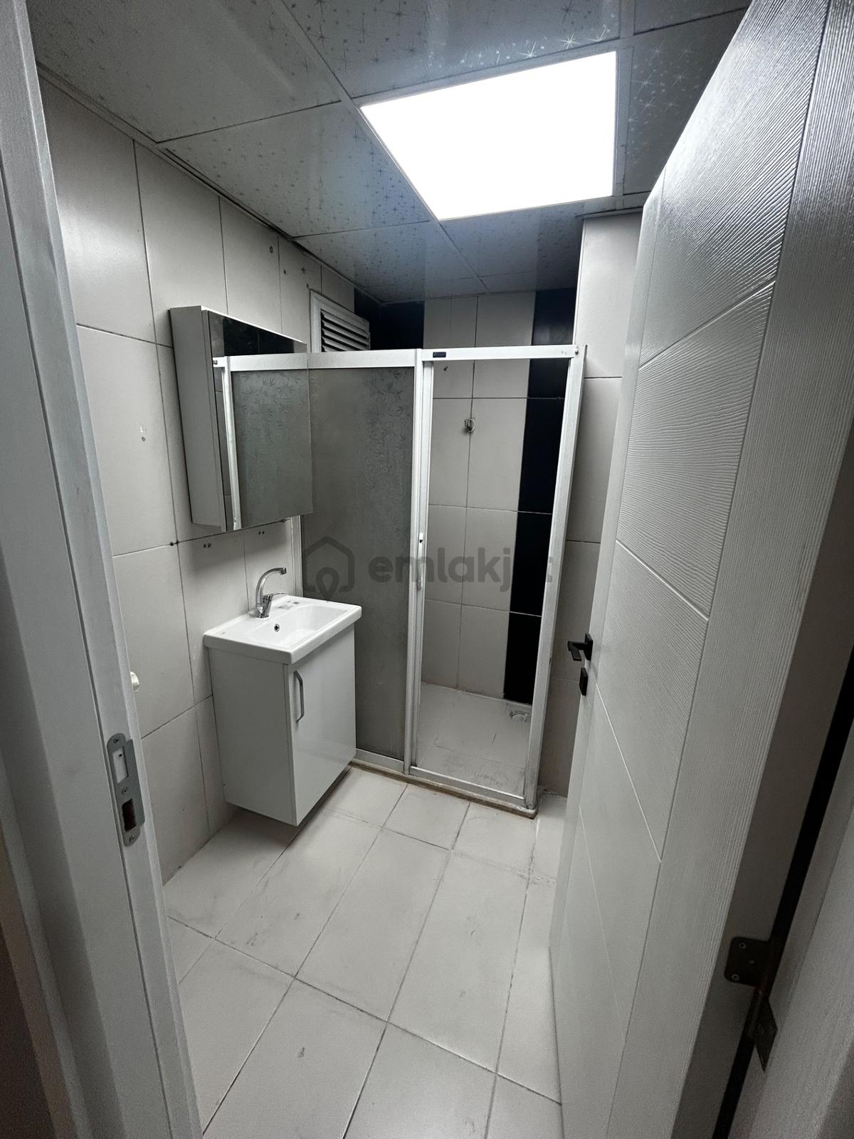 Sahibinden Doğalgazlı, Asansörlü, Emlakçısız, Merkezde 2+1 Daire - 12