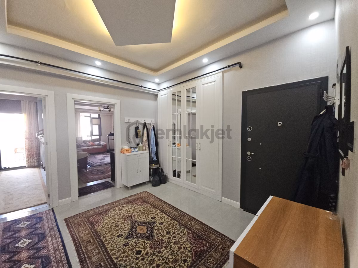 Ulaş Emlaktan Narlıkuyuda Cadde Üzeri Satılık 3+1 Geniş Daire - 20