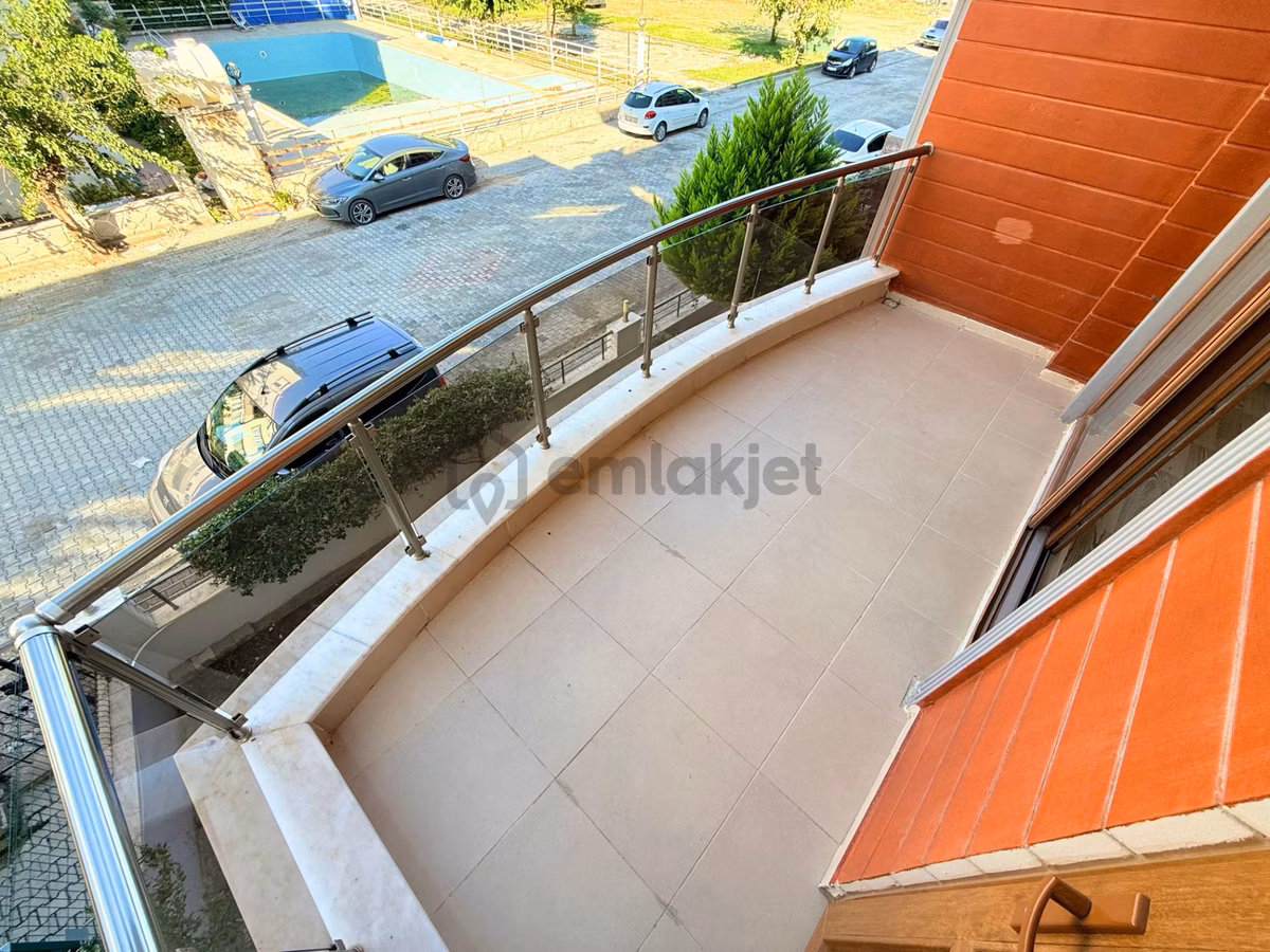▀körfezden▄ayrı Mutfaklı▀ön Cephe Asansörlü Doğalgazlı 2+1 Daire - 32