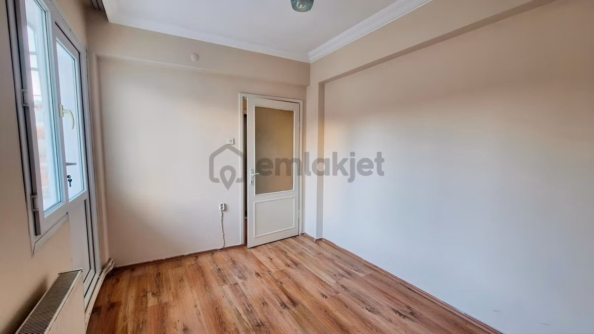 Balçova Metro Durağı Yakını Geniş 2+1 Kiralık Daire - 11