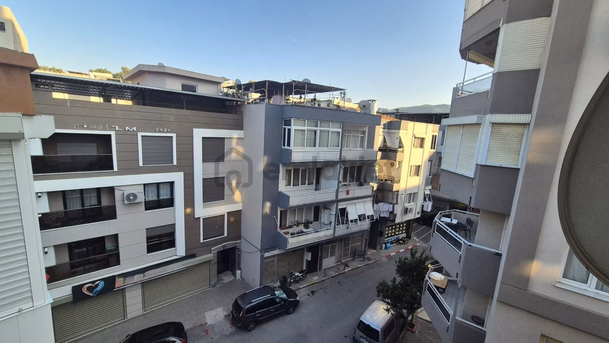 Balçova Metro Durağı Yakını Geniş 2+1 Kiralık Daire - 28