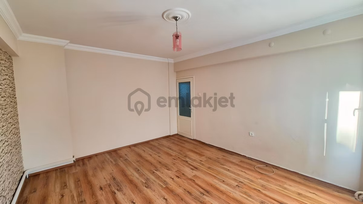 Balçova Metro Durağı Yakını Geniş 2+1 Kiralık Daire - 4