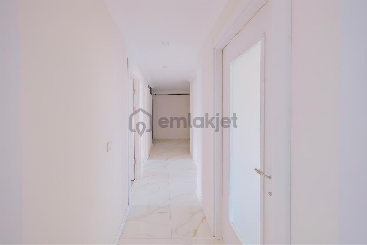 Pendik Sahilde Geniş Site İçerisinde Kiralık 4+1 Lüx Daire - 10