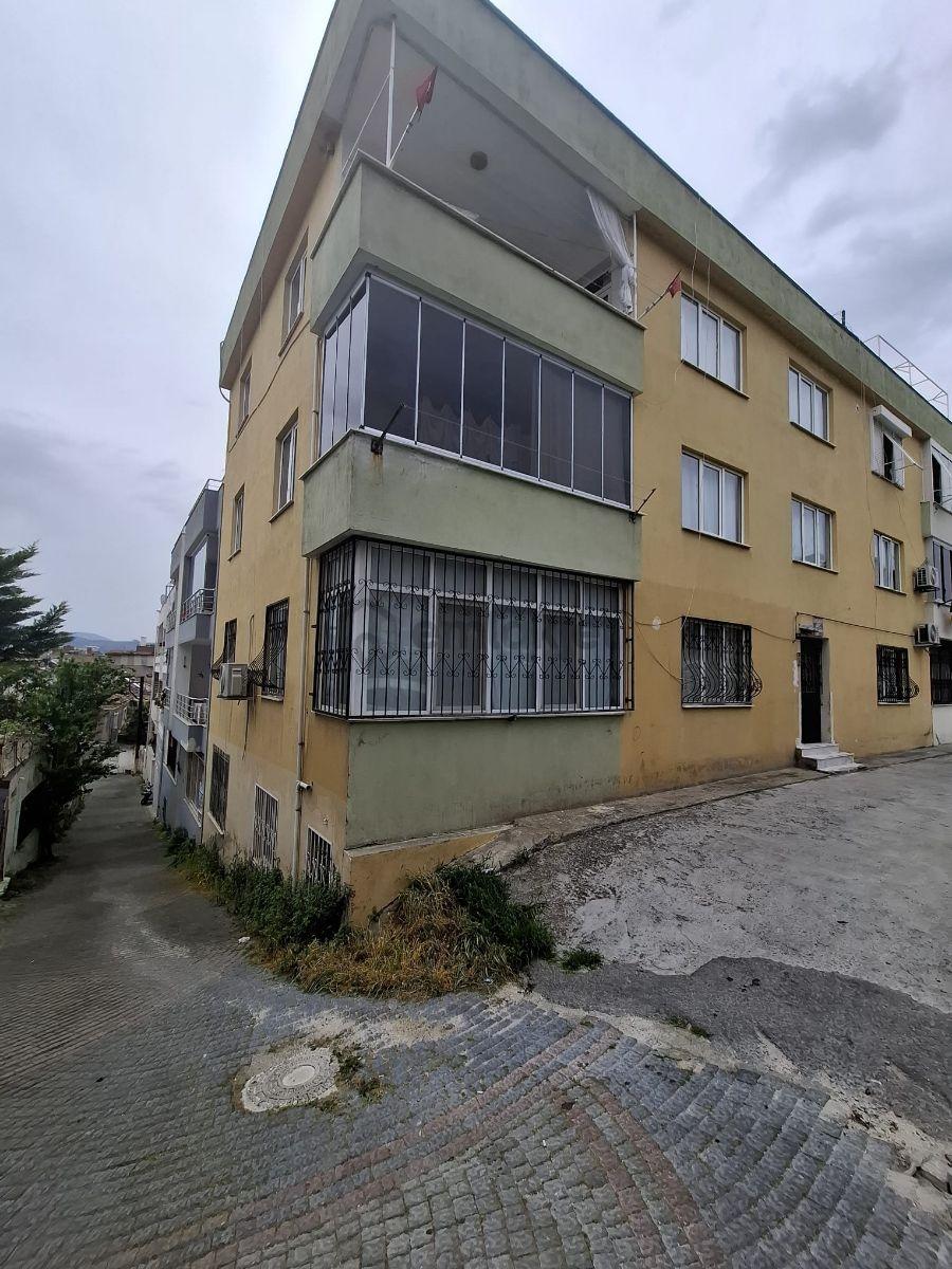 Kuşadası Merkezde Eşyalı Kiralık 2+1 Daire - 10
