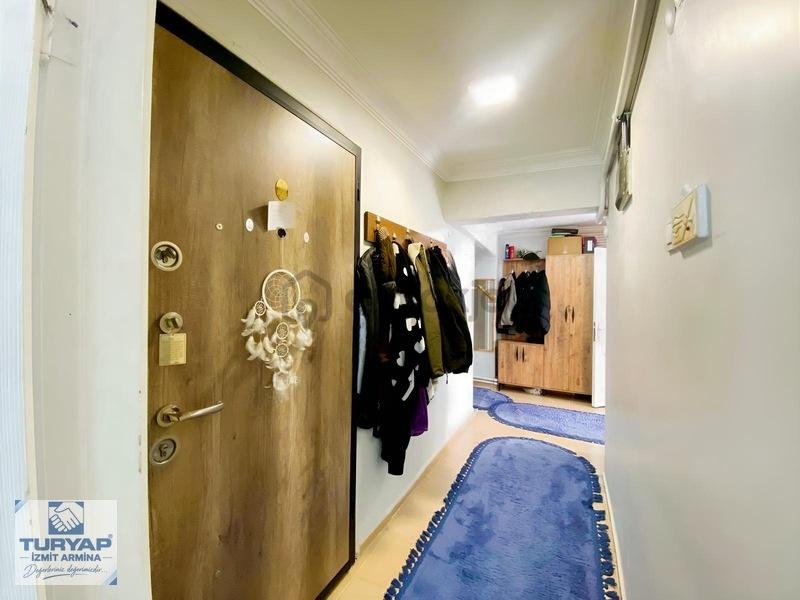 İzmit Kozluk Mahallesinde 320 M² Net 4+1 Geniş Daire - 3