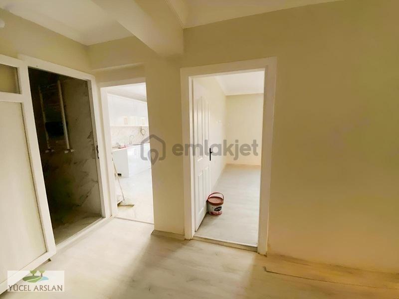 Çiğli İnönüde Satılık Teraslı Müstakil 2 Katlı Tadilatlı Bina - 20