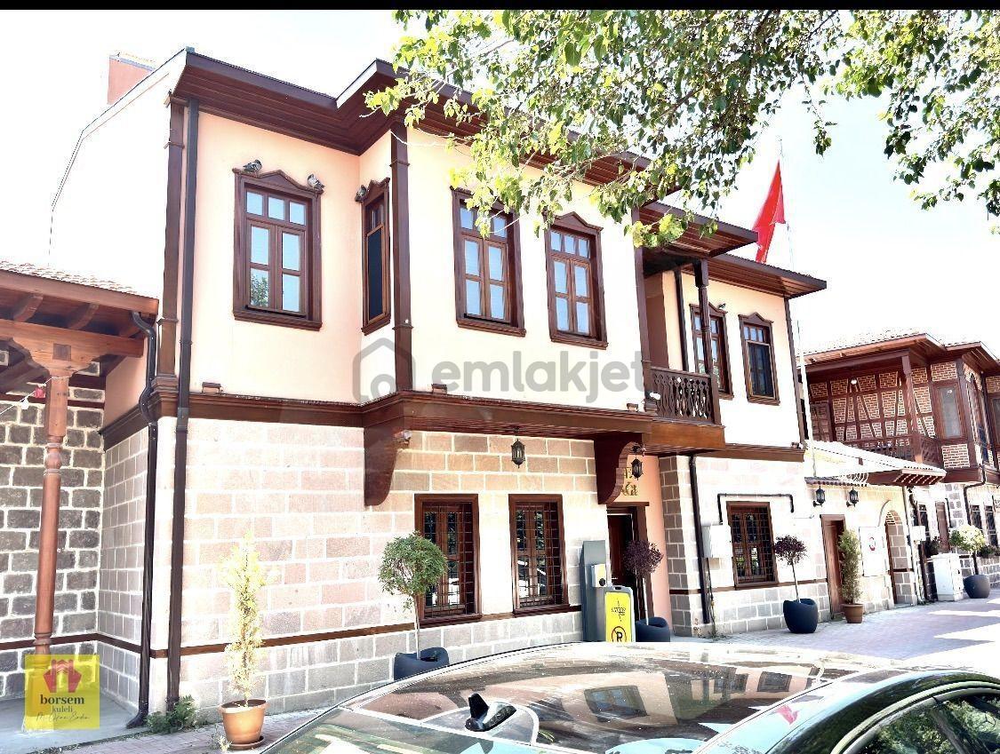 Hamam Önü Üç Katlı Müstakil Satılık Ev - 8