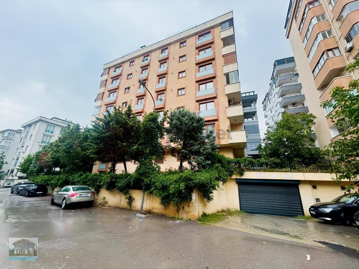 Kartal Petrolıs Mahallesinde Kiralik 3+1daire - 2