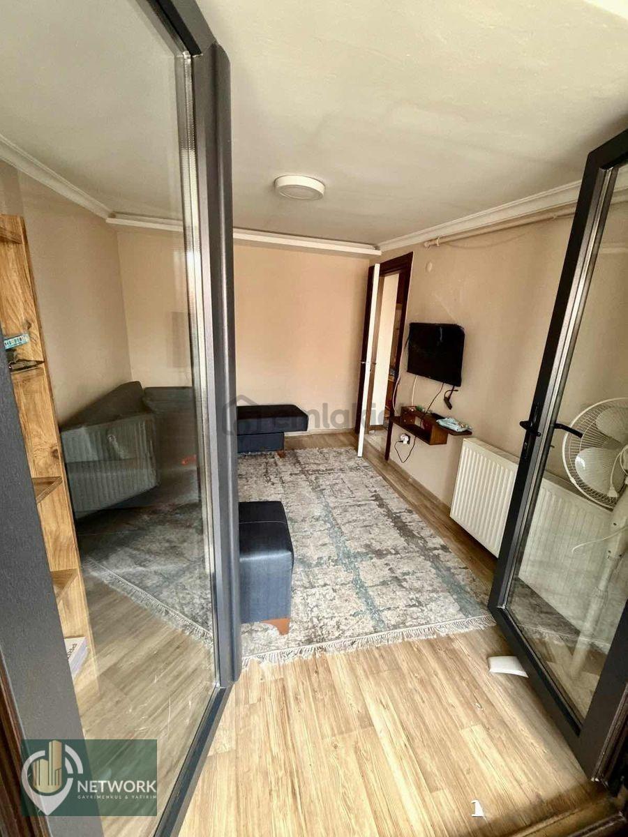 Yeni Bina 1+1 6. Kat Manzaralı Cephe Asansörlü Lüks Daire - 8