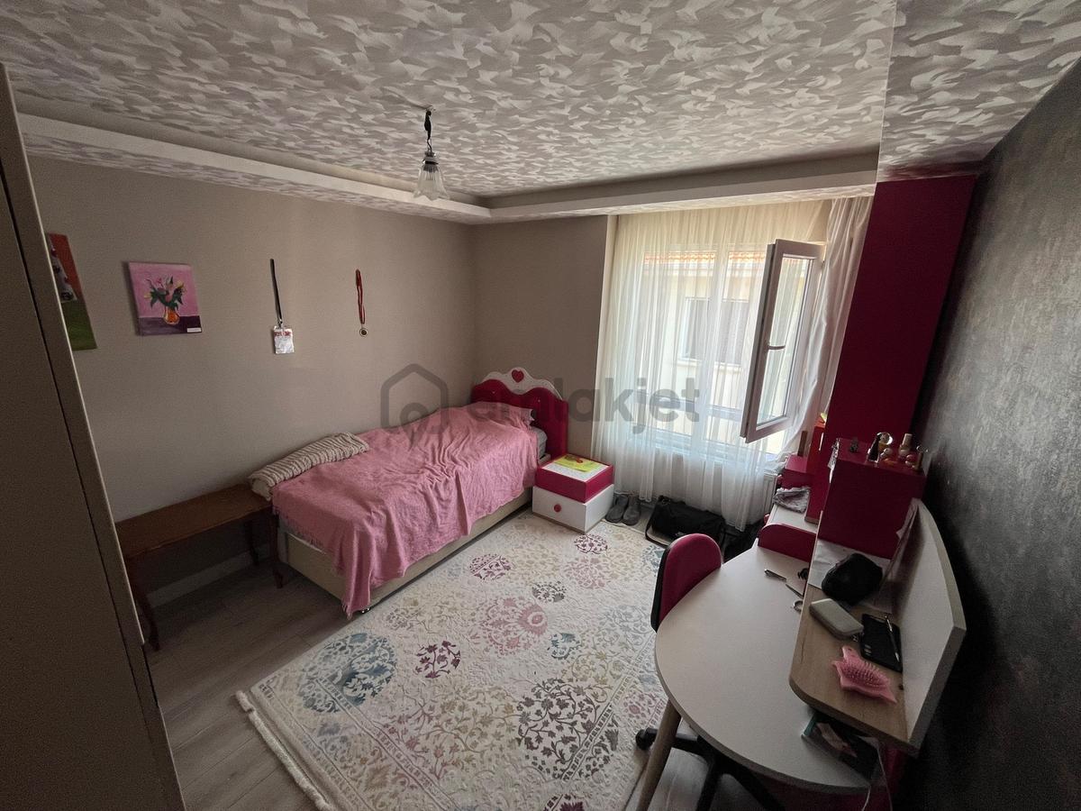 Ahiler'den Sancaktepe De Full Yapılı Manzaralı Daire - 11