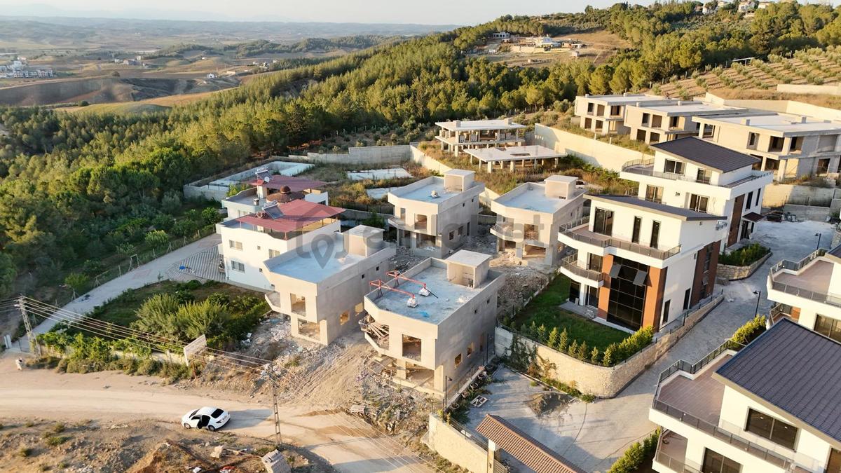 5+1 Villa Çarkıpare Havuzlu Arsa 225m2 Fore Kazık - 13