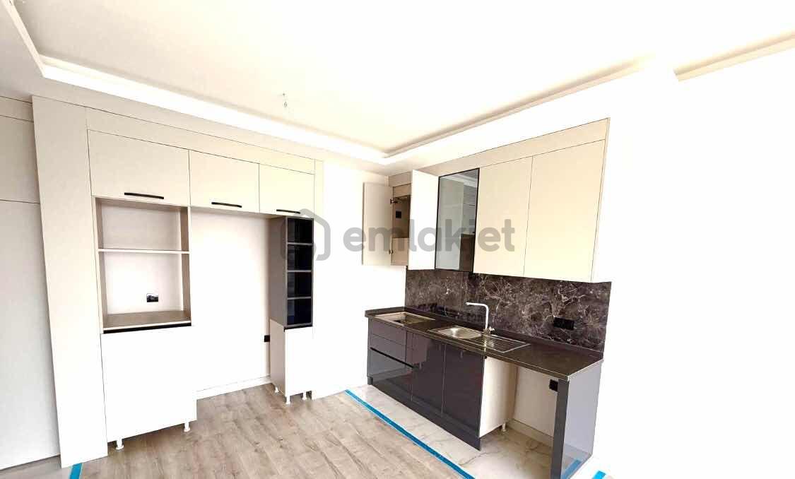 Cyrstal Tower Satılık 2+1 Daire - 9