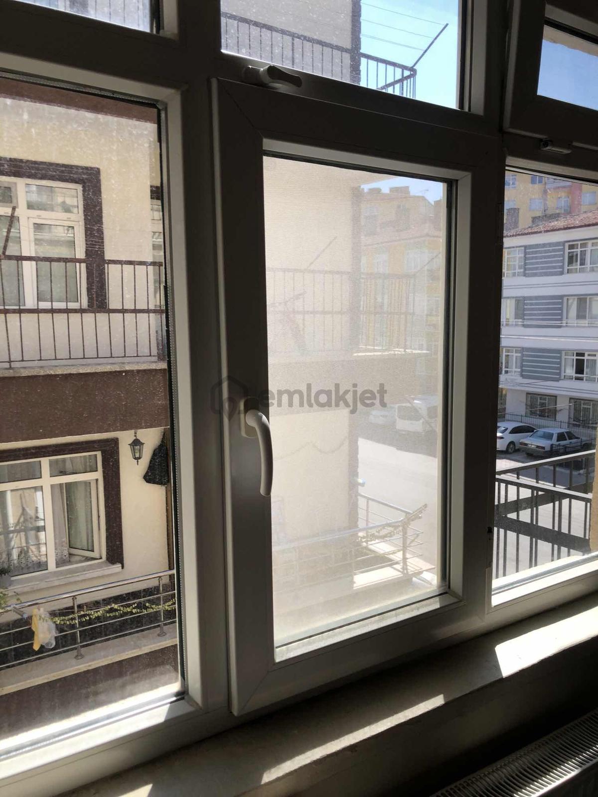 Kiralık 3+1 Daire - 22