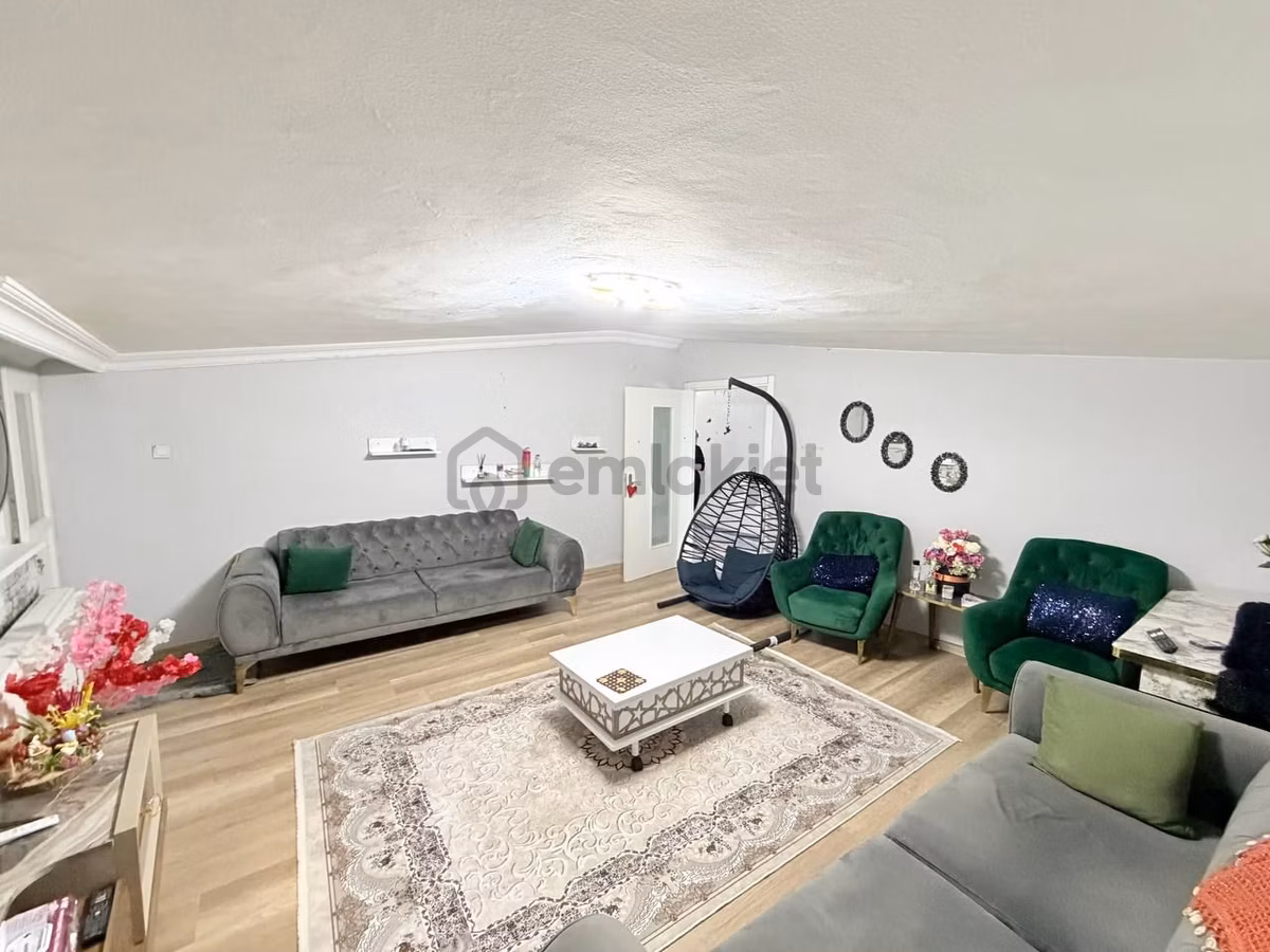 Deniz Manzaralı Salon Mutfak Ayrı Teraslı Satılık Daire - 9