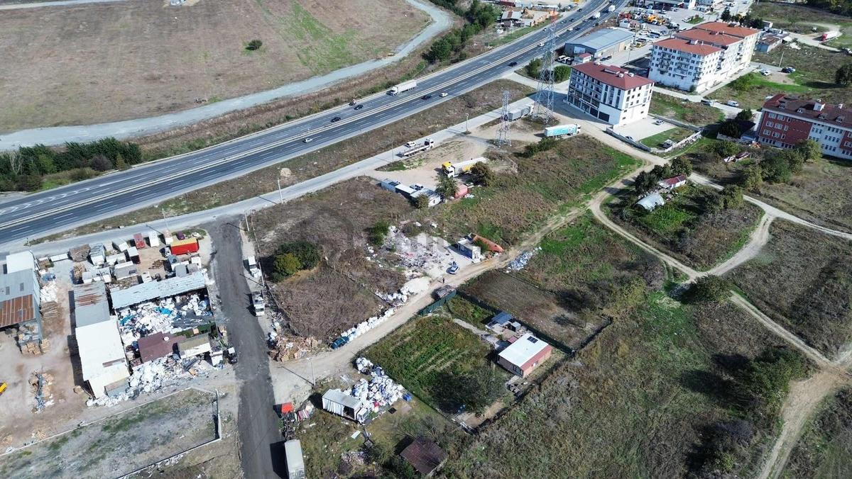Redstone Çerkezköyde E-5 Üzeri E Satılık Arsa - 2