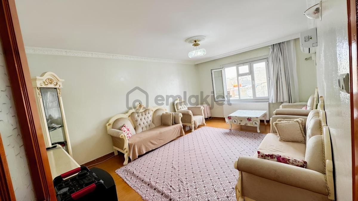Ymz'den Güneş'te 140 M2 Sokağı Geniş 3 Katlı Doğalgazlı Müstakil - 3