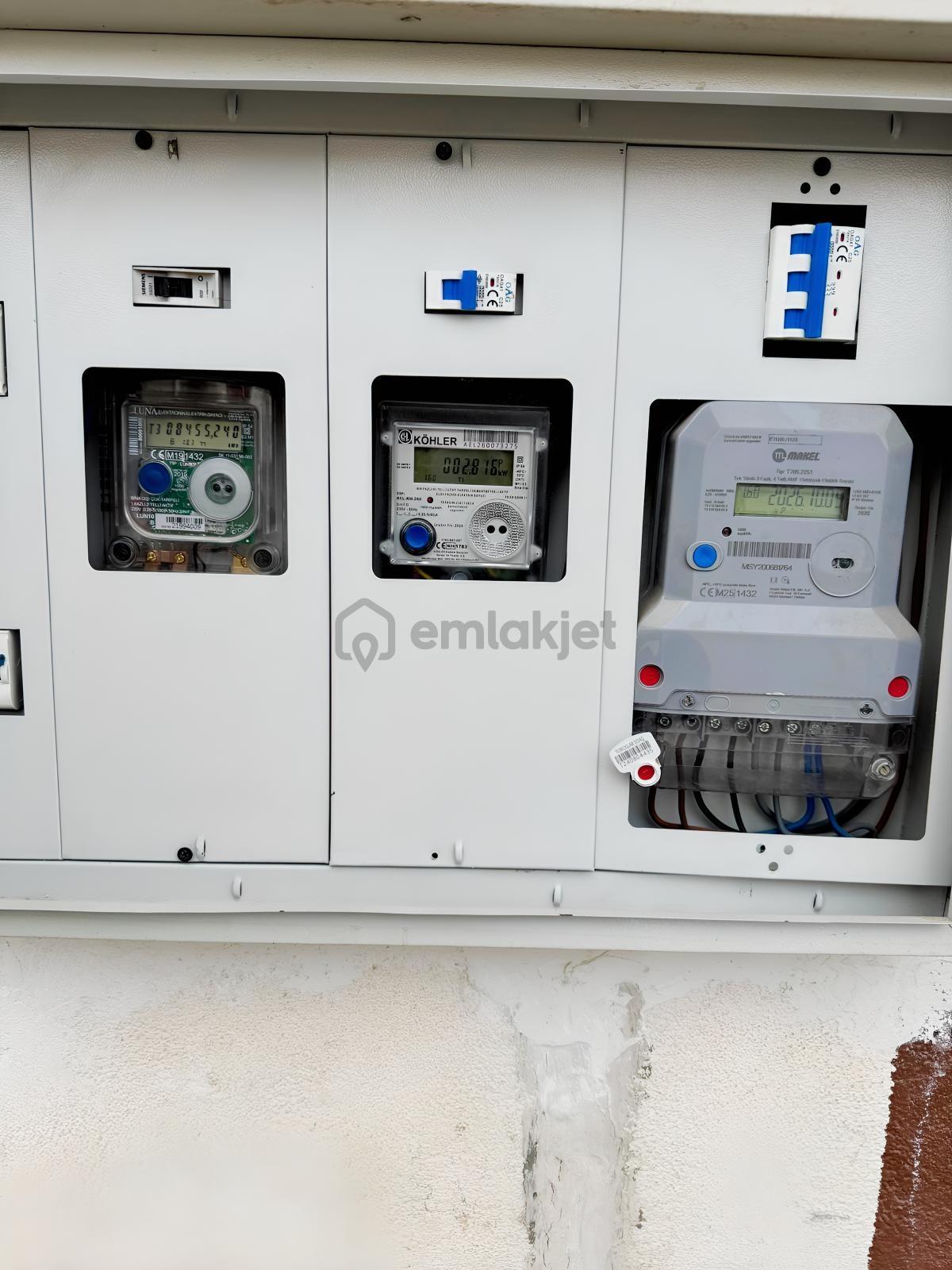 Ymz'den Güneş'te 140 M2 Sokağı Geniş 3 Katlı Doğalgazlı Müstakil - 11