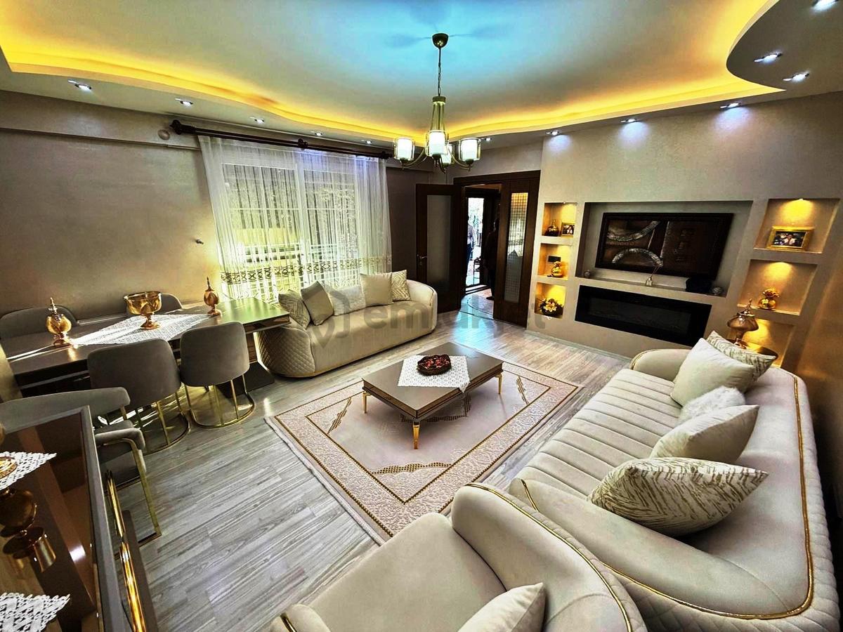Villalar Bölgesinde 5+1 Satılık Müstakil Triplex - 12
