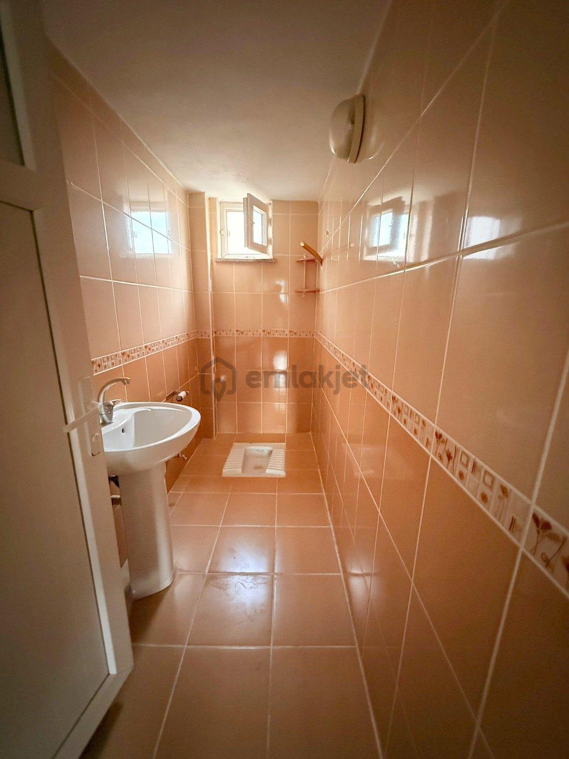 Çayırova Şekerpınar Dilara Sokakta Kiralık 3+1 Ebeveyn Banyolu - 17
