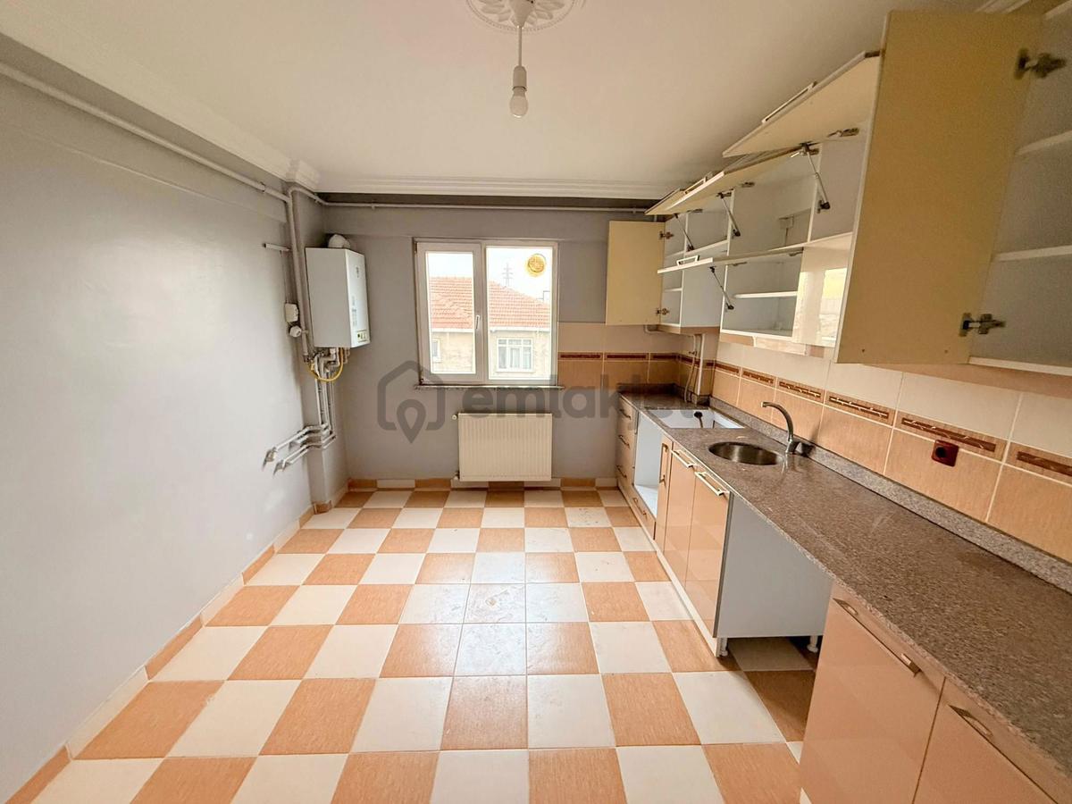 Çayırova Şekerpınar Dilara Sokakta Kiralık 3+1 Ebeveyn Banyolu - 7