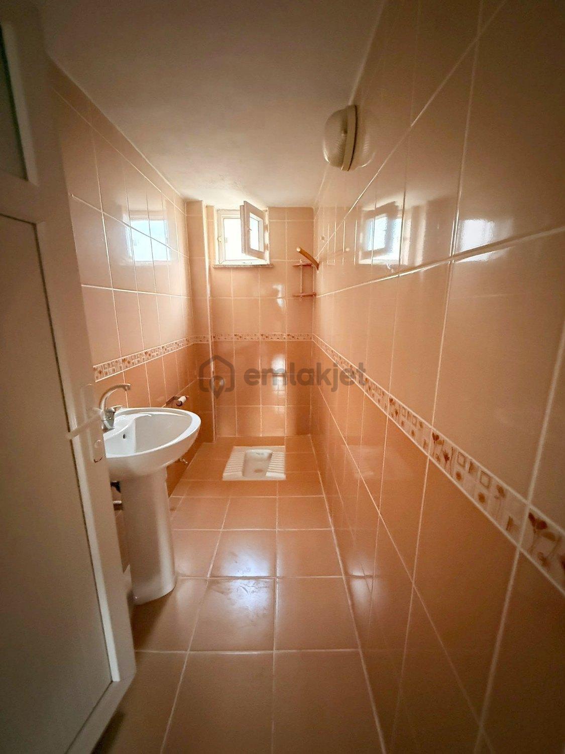 Çayırova Şekerpınar Dilara Sokakta Kiralık 3+1 Ebeveyn Banyolu - 18