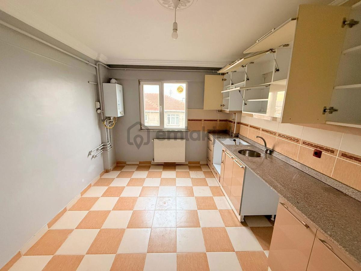 Çayırova Şekerpınar Dilara Sokakta Kiralık 3+1 Ebeveyn Banyolu - 33