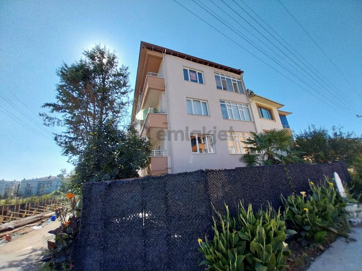 Düzce Merkez Kiremit Ocağı Mah. Satılık 3+1 Daire - 35