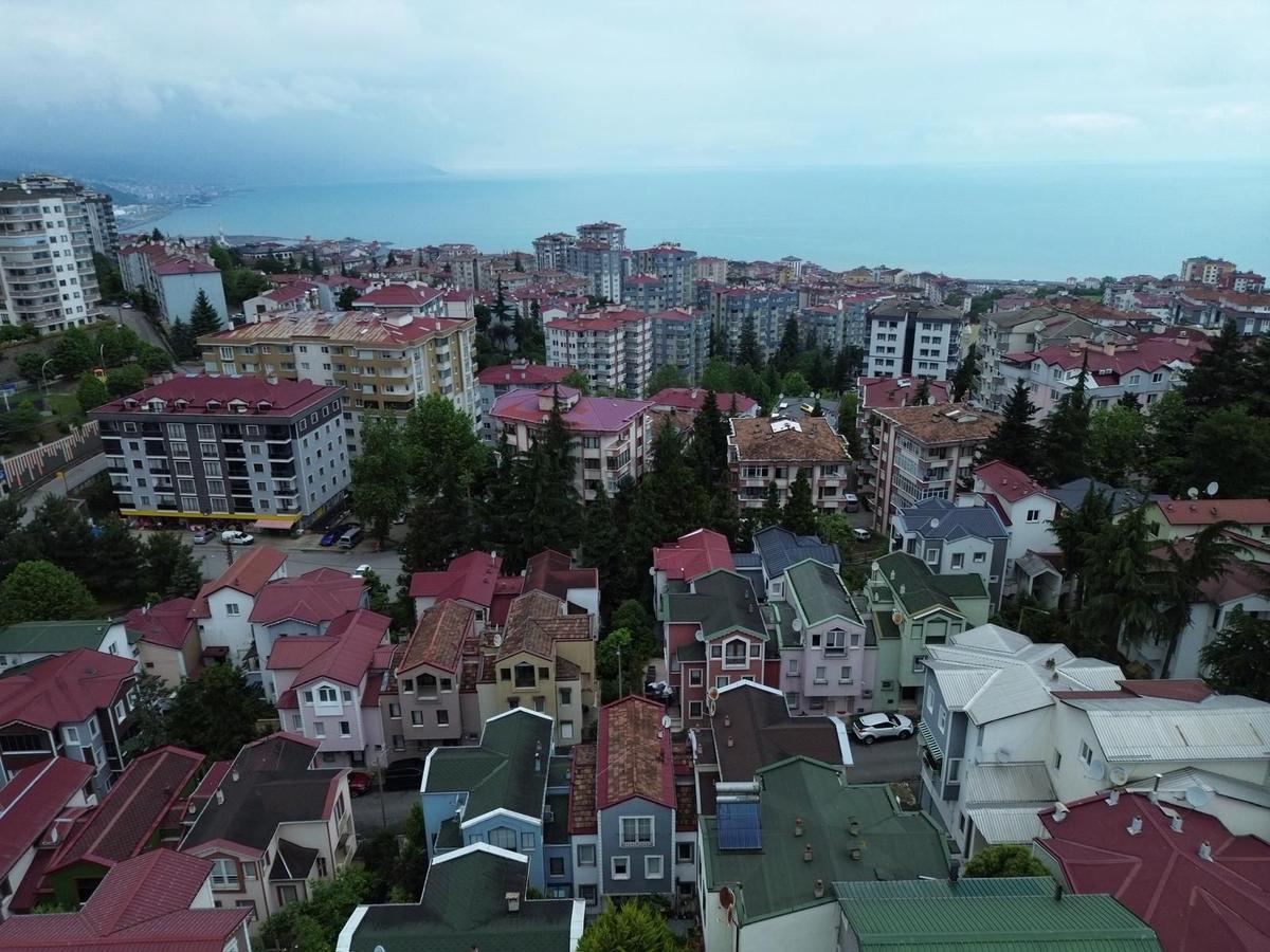 Trabzon'da Kiralık 4+1 Daire - 3