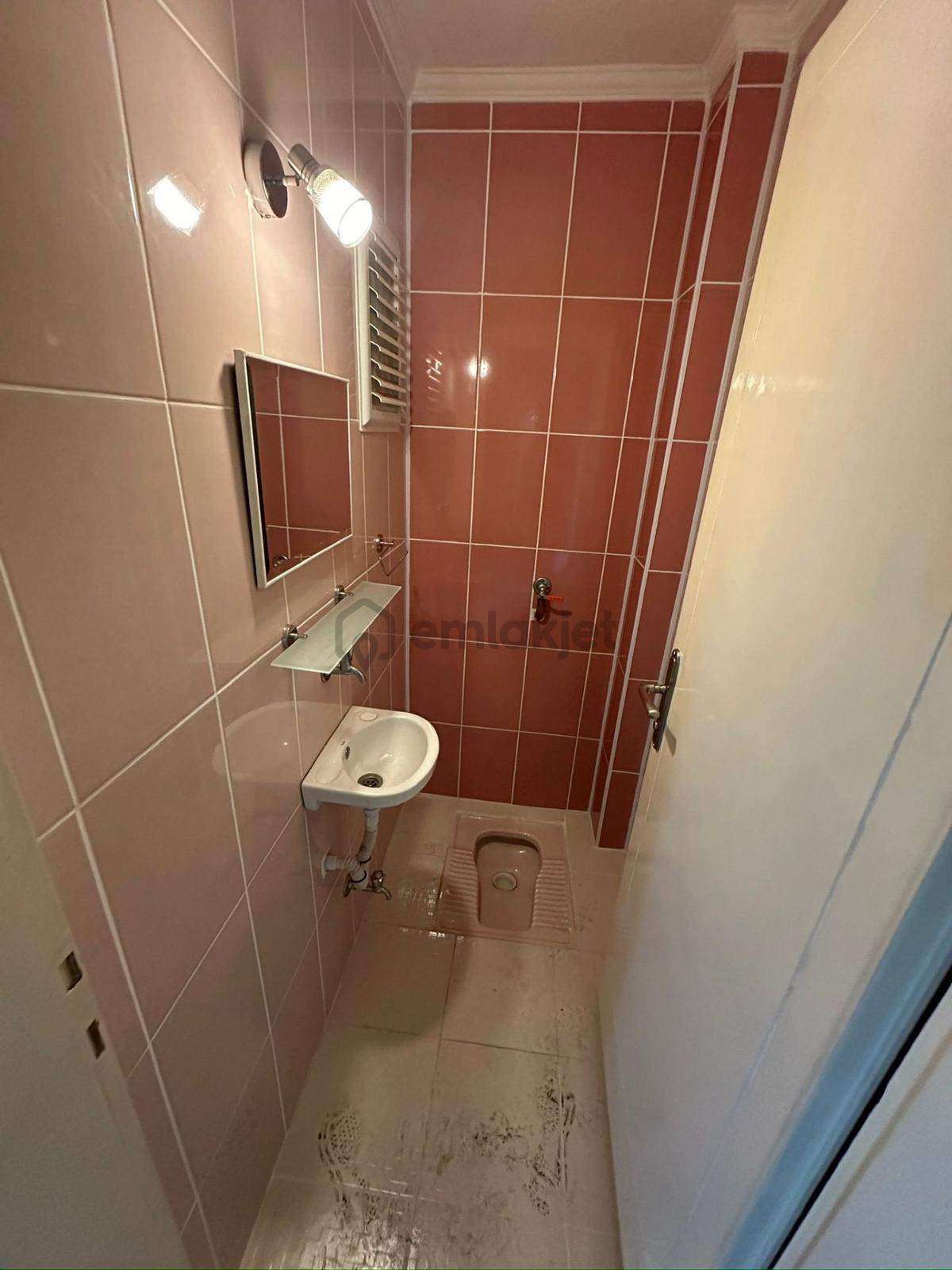 Trabzon'da Kiralık 4+1 Daire - 30
