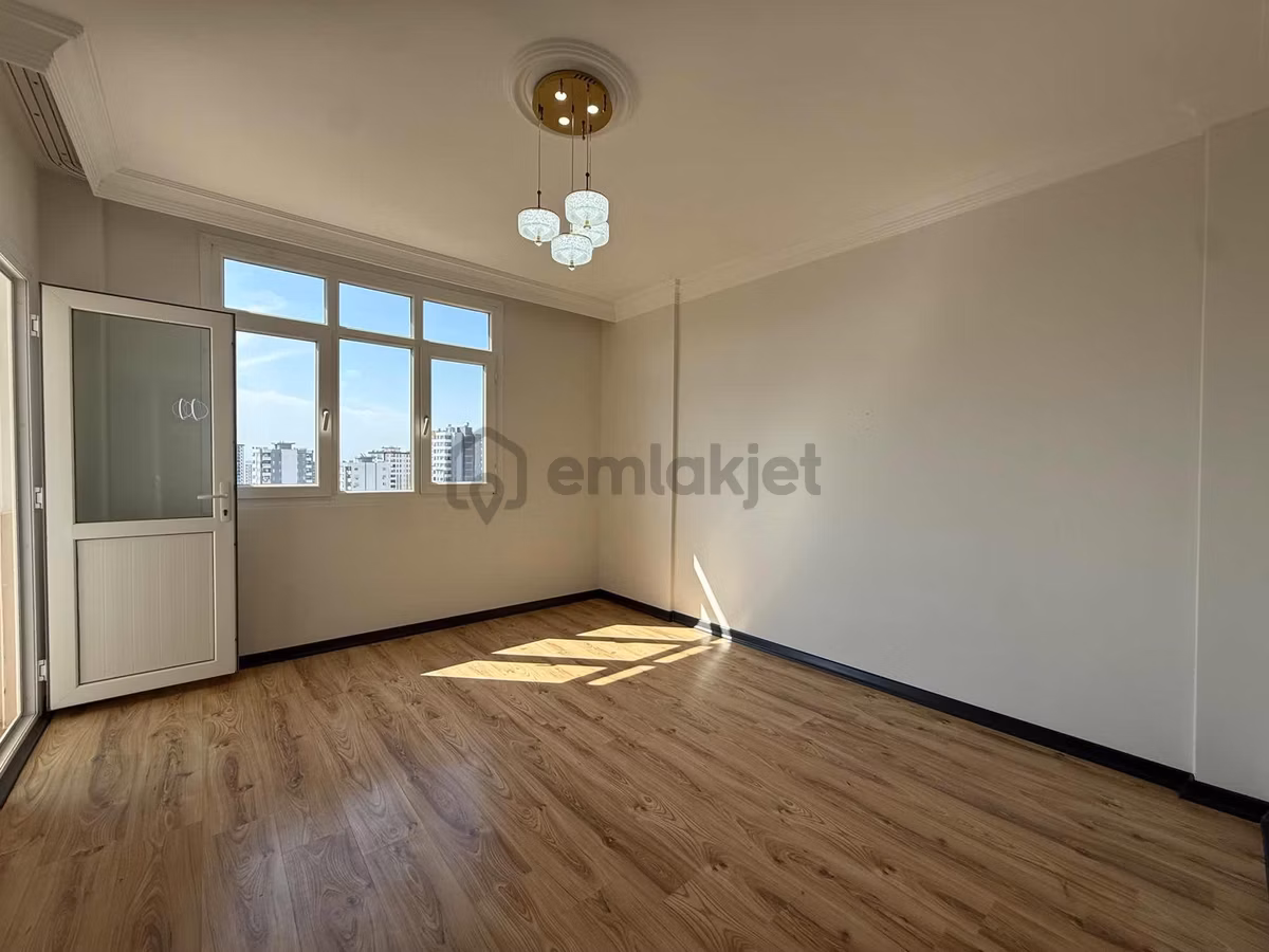 Öğretmenler Blv Üzeri Site İçi 3+1 K.mutfak Full Extralı Cazip - 5